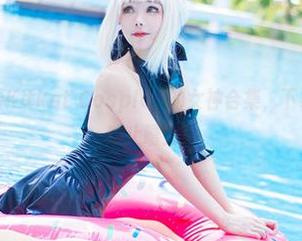 带着小零食看Kitkat Cosplay的女神合集，下载前喝口水，防止噎到！